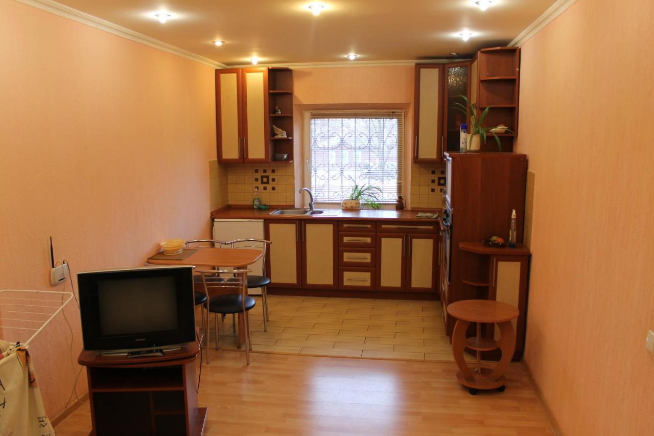 Studio apartment Τσέρνιγκοφ Εξωτερικό φωτογραφία